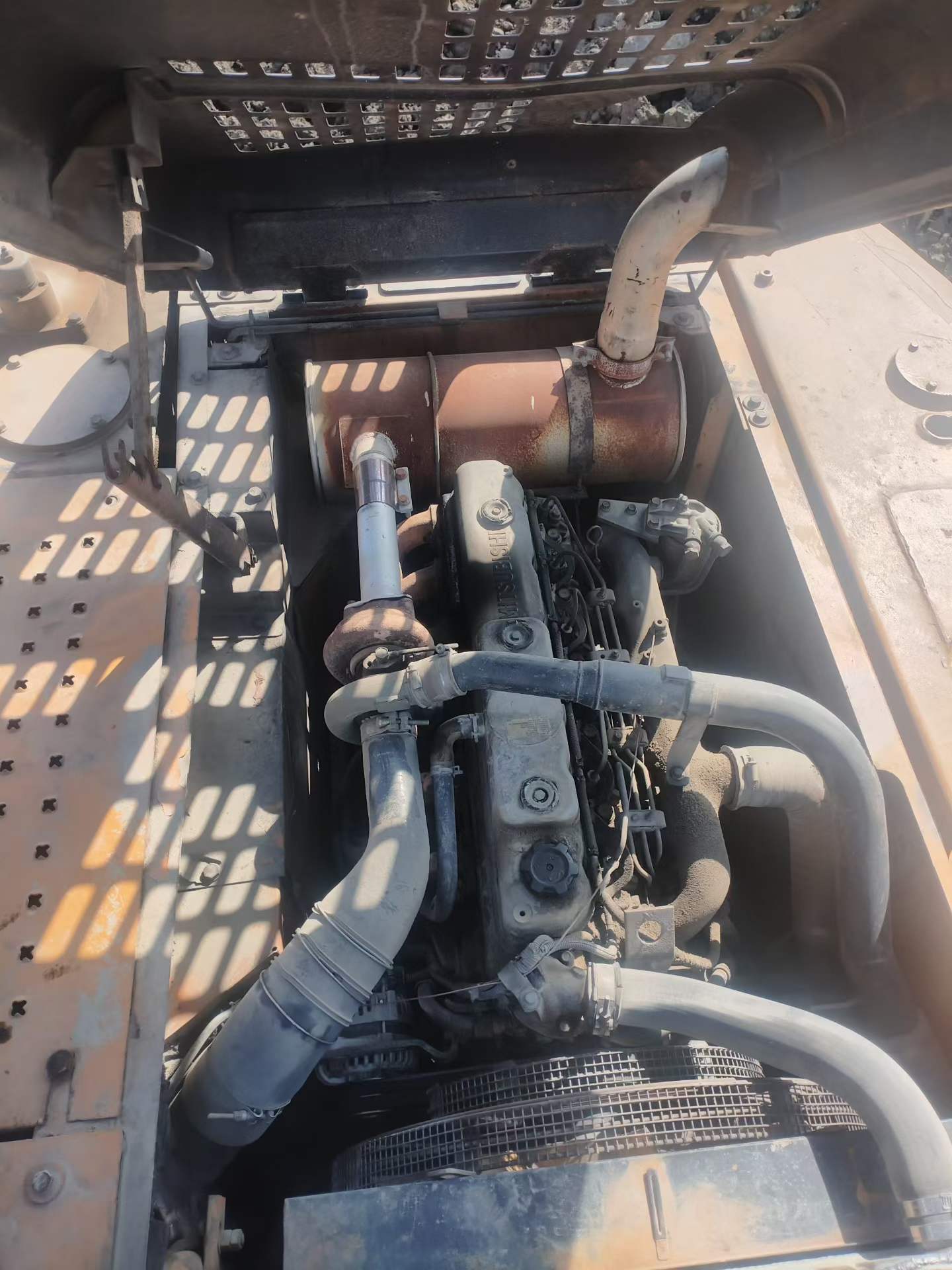 Used Sany SY215C Excavator 2016 Model / 4