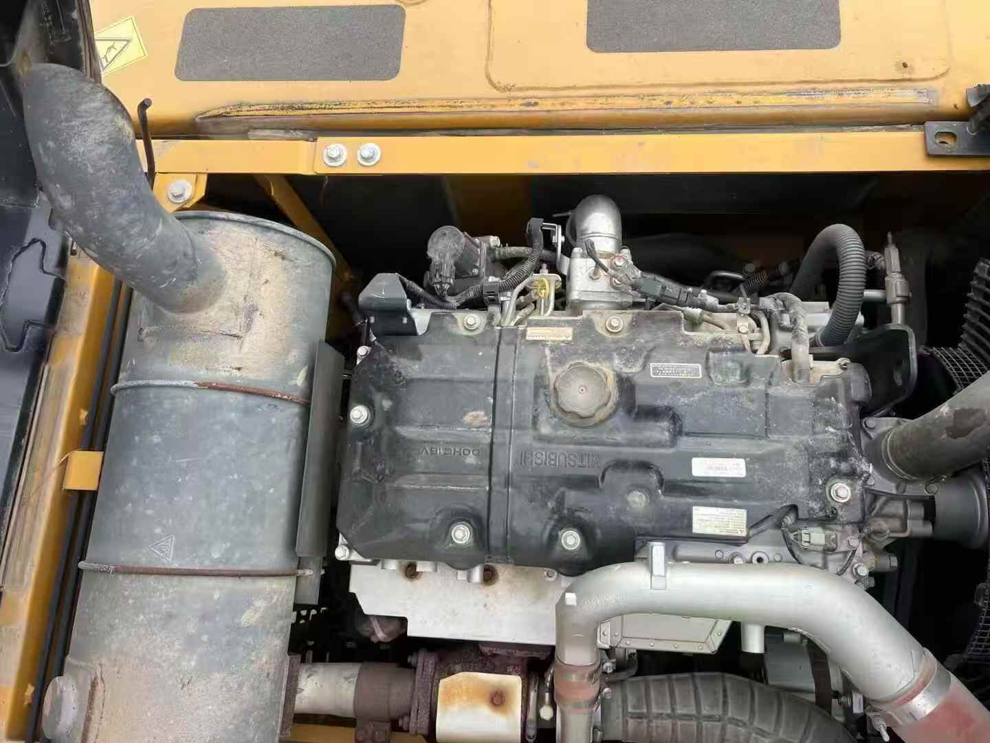 Used Sany SY200C Excavator 2021 Model / 3