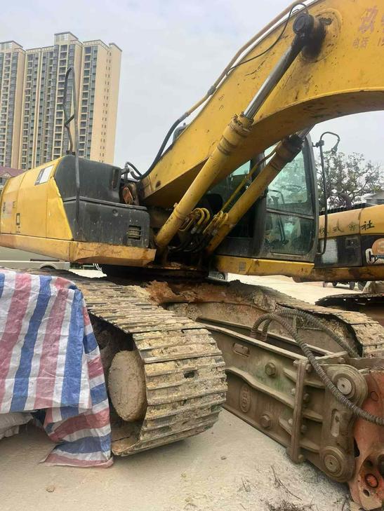 Buy Sumitomo SH200 Used Excavator / 1