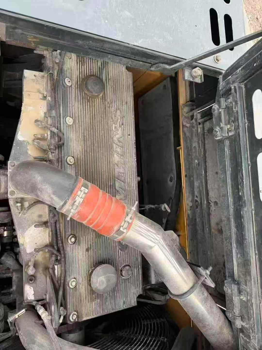 Used Hyundai R495LVS Excavator 2020 Model / 4