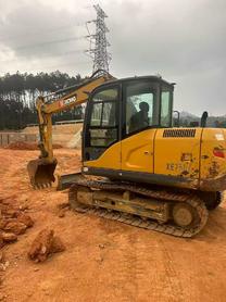 Buy XCMG XE75C Used Excavator / 2 Used XCMG XE75C Excavator 2021 Model / 2
