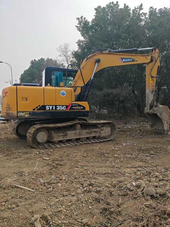 Buy Sany SY125C Used Excavator / 1