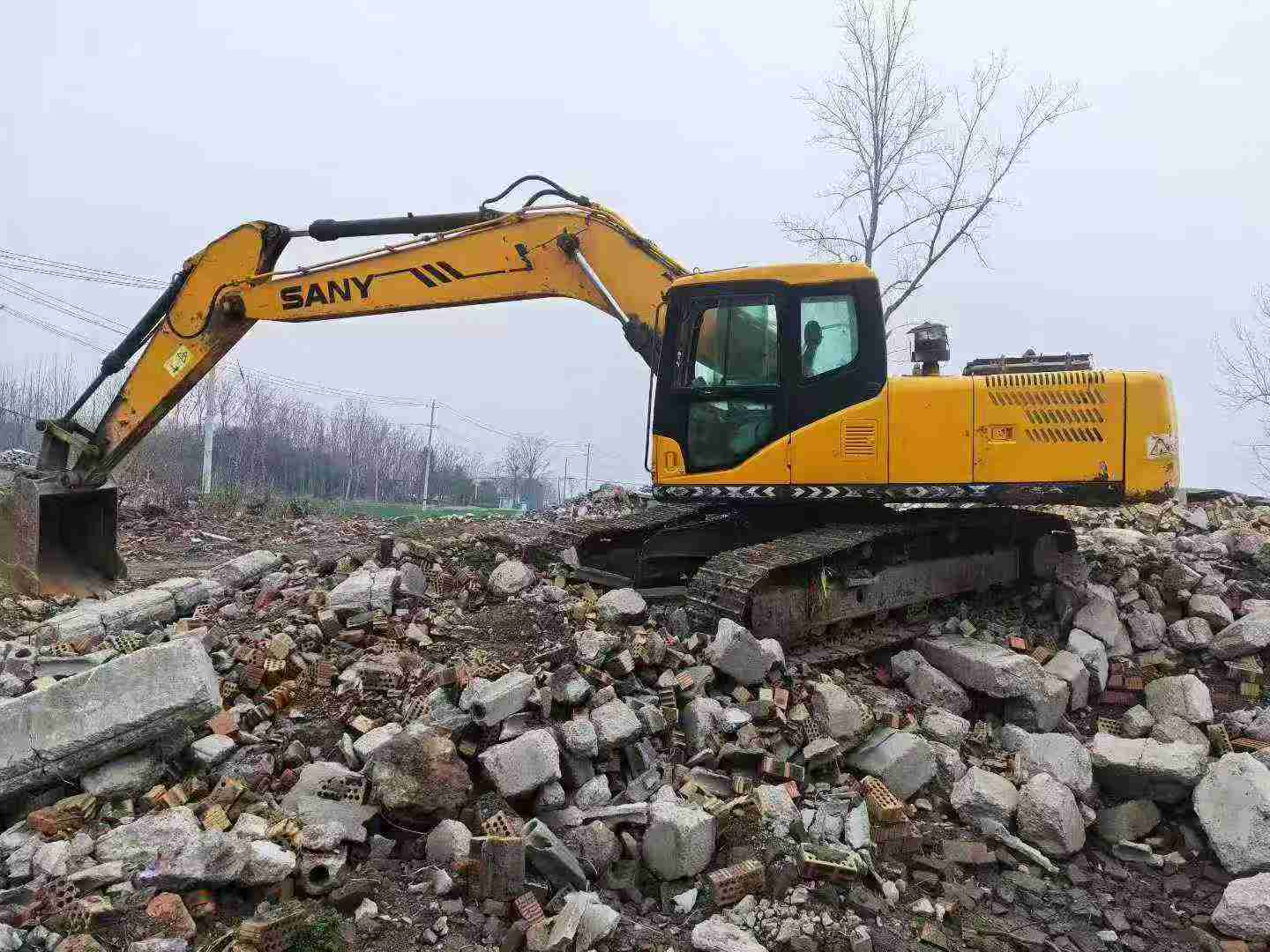 Used Sany SY195C Excavator 2012 Model / 5
