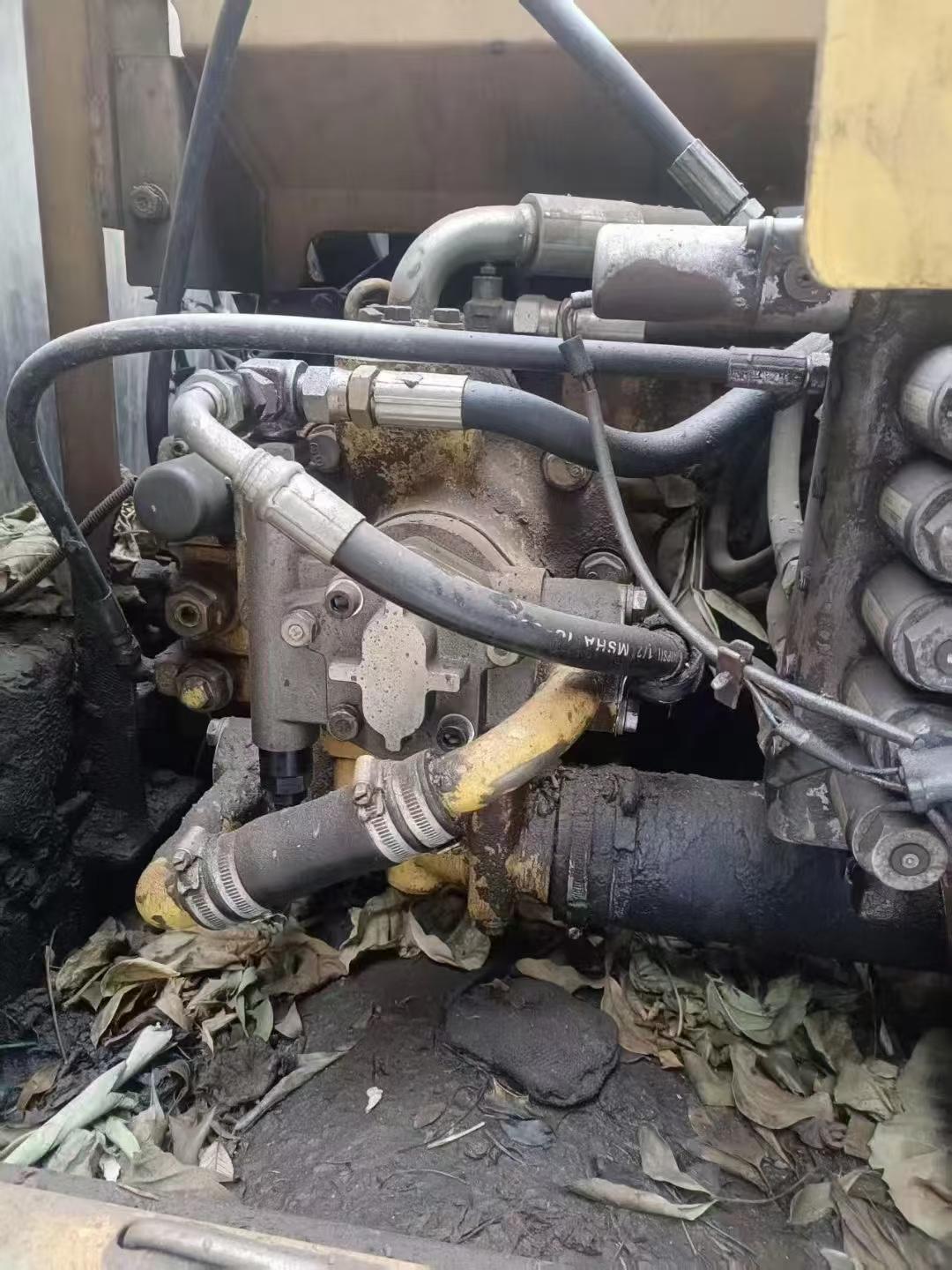 Used Komatsu PC100 Excavator 2016 Model / 6