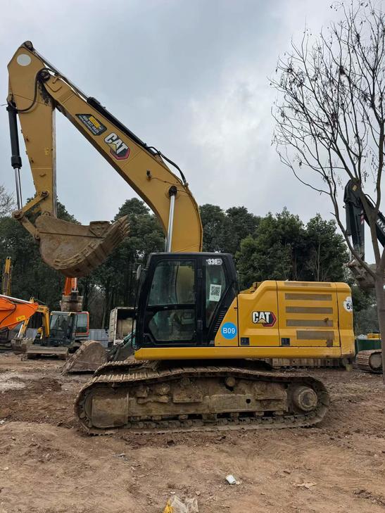 Buy Caterpillar 330B Used Excavator / 1