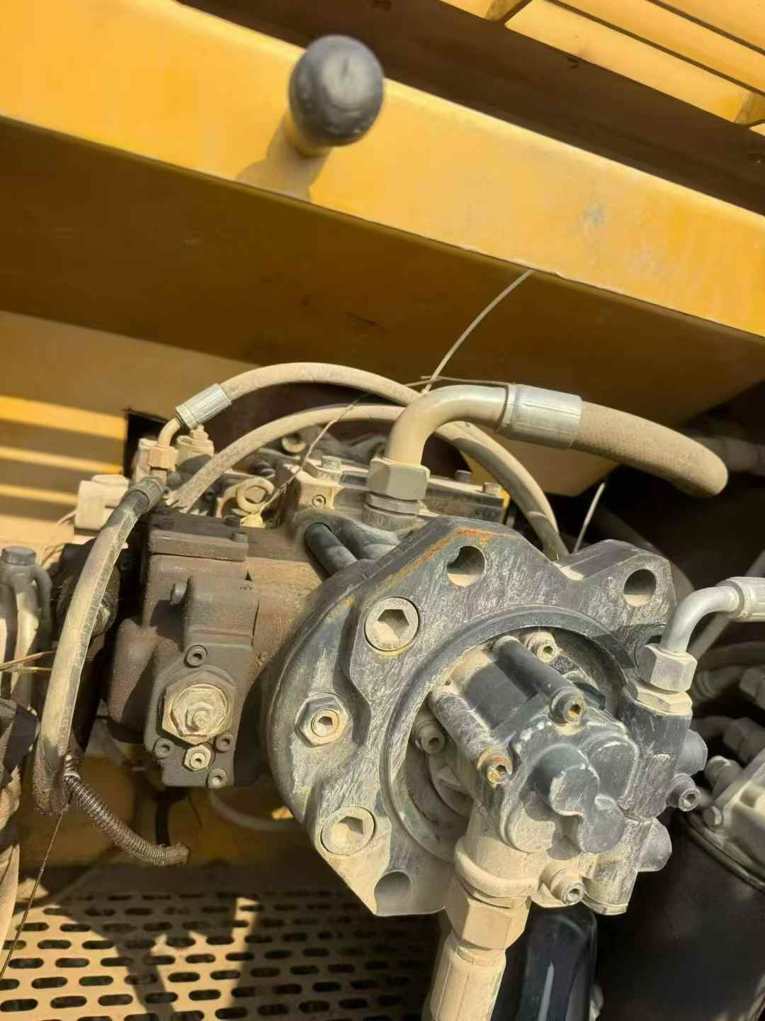 Used Sany SY205C Excavator 2020 Model / 4