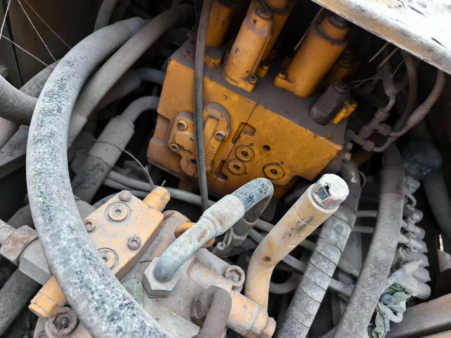 Used Sany SY215C Excavator 2018 Model / 8