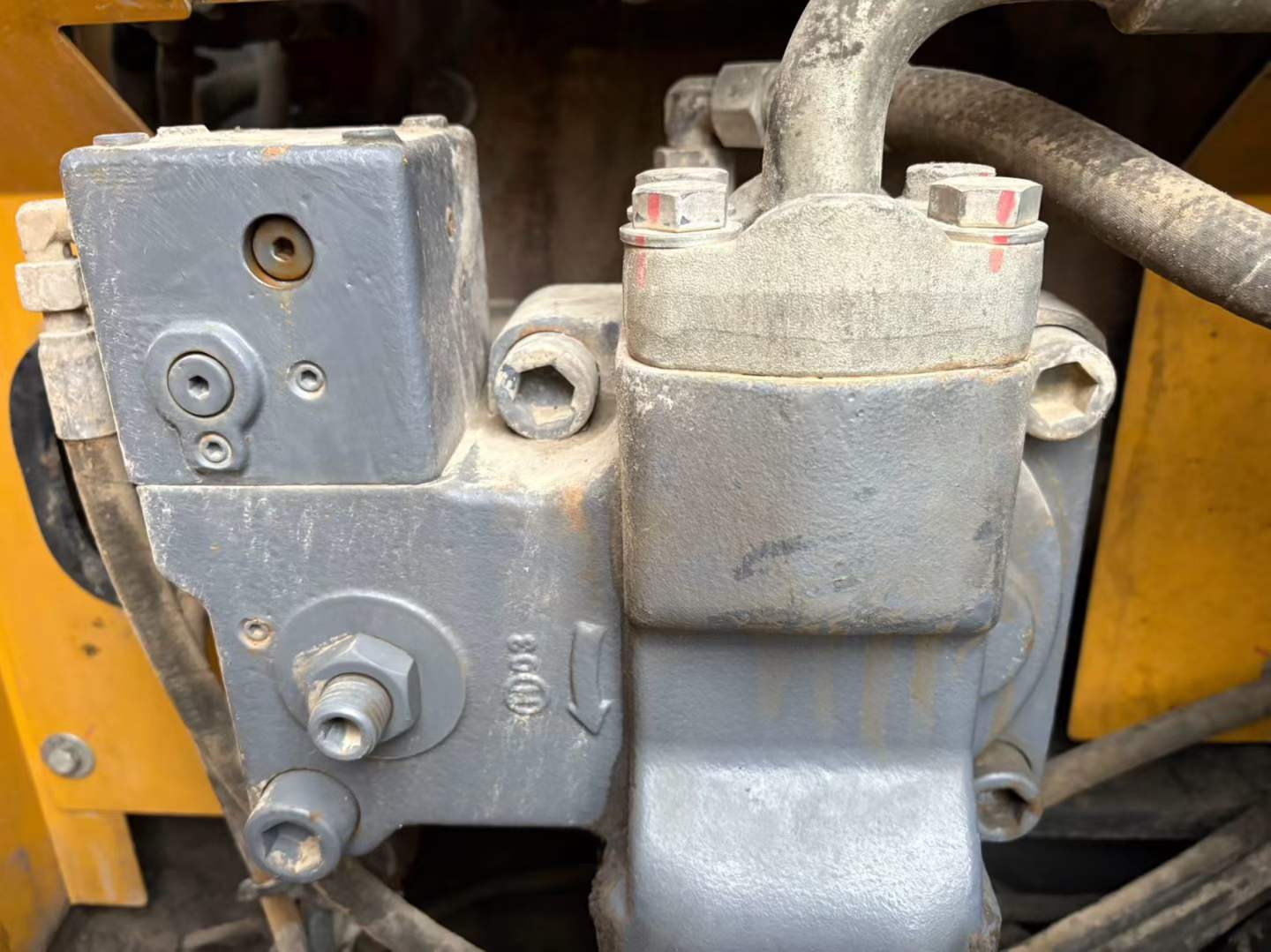 Used XCMG XE150 Excavator 2019 Model / 4