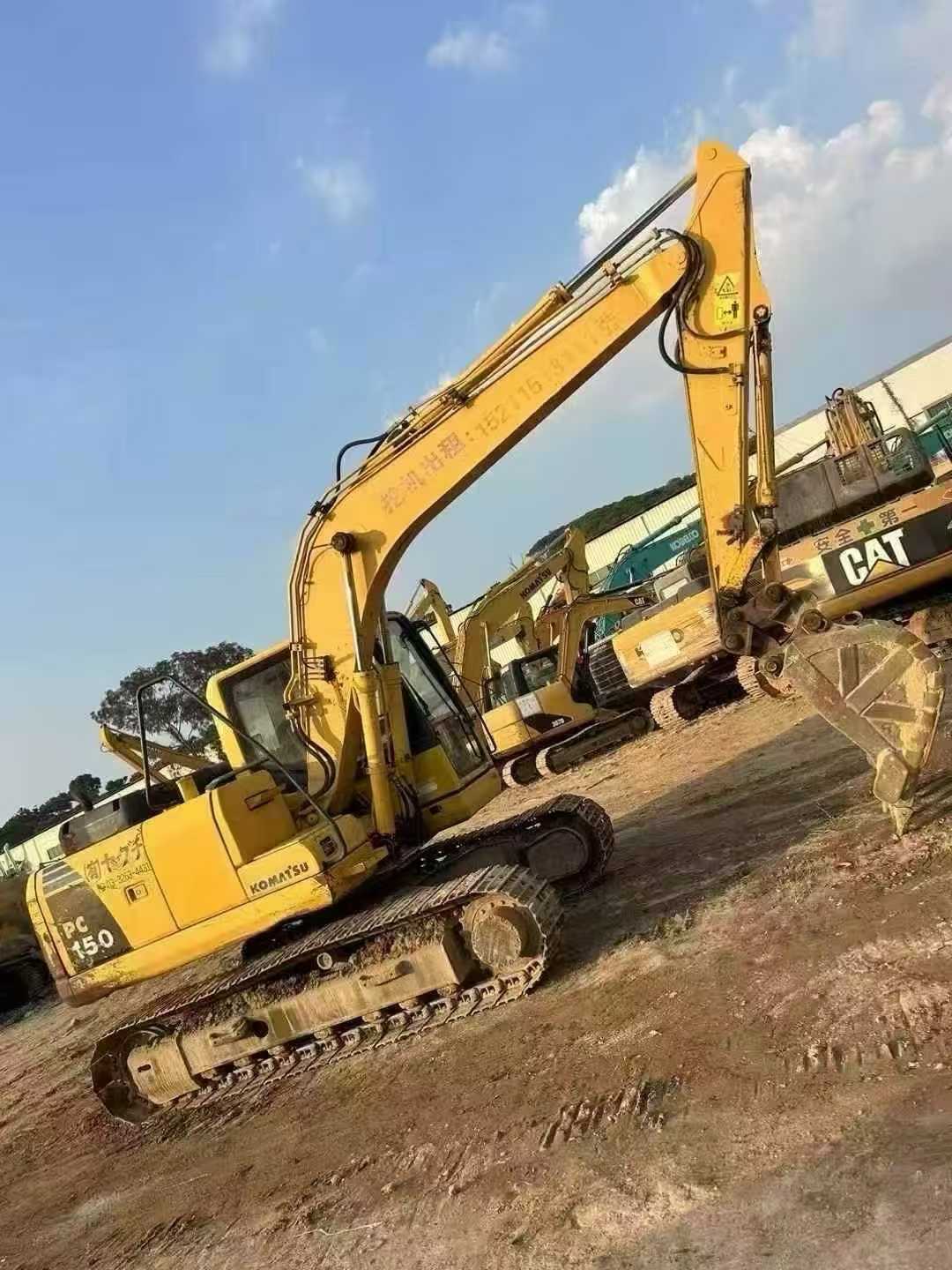 Used Komatsu PC120-8 Excavator 2016 Model / 3