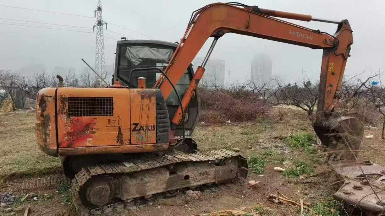 Used Hitachi EX70 Excavator 2012 Model / 3