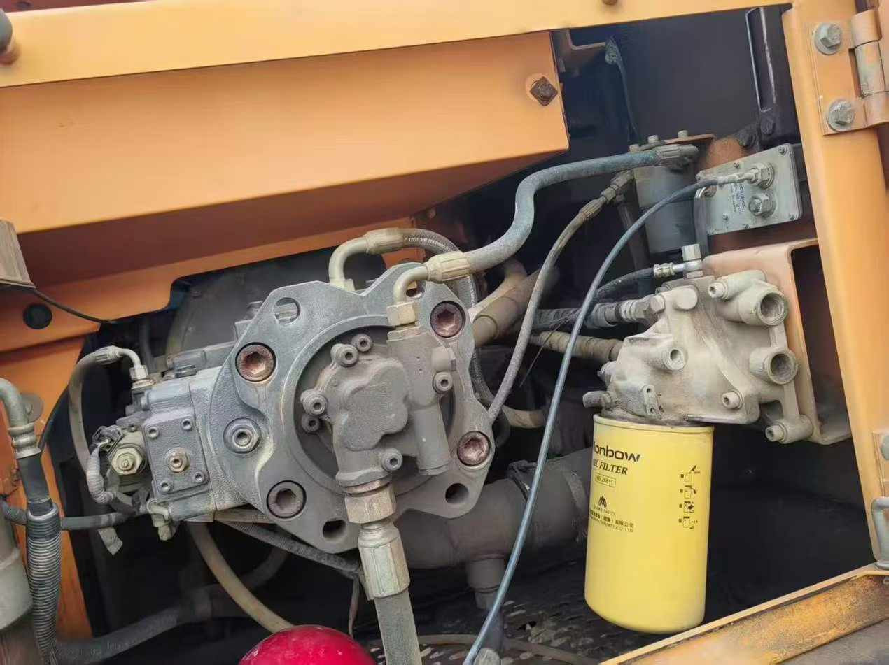 Used Sany SY215C Excavator 2013 Model / 7