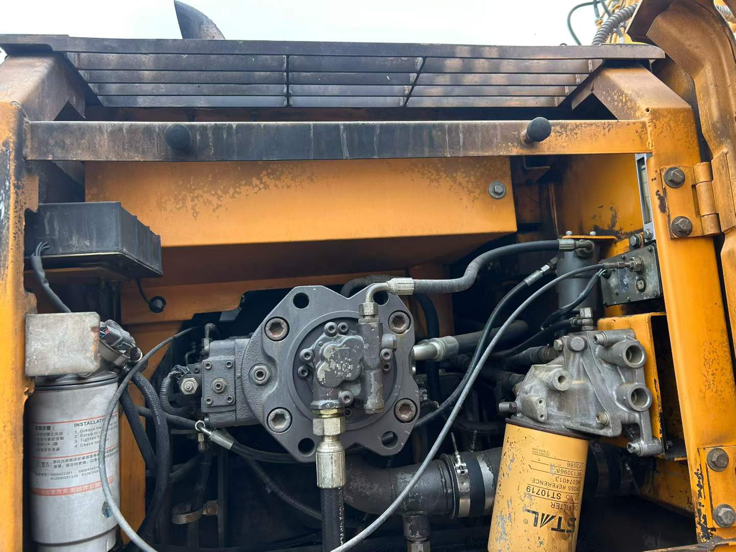 Used Sany SY215C Excavator 2013 Model / 5