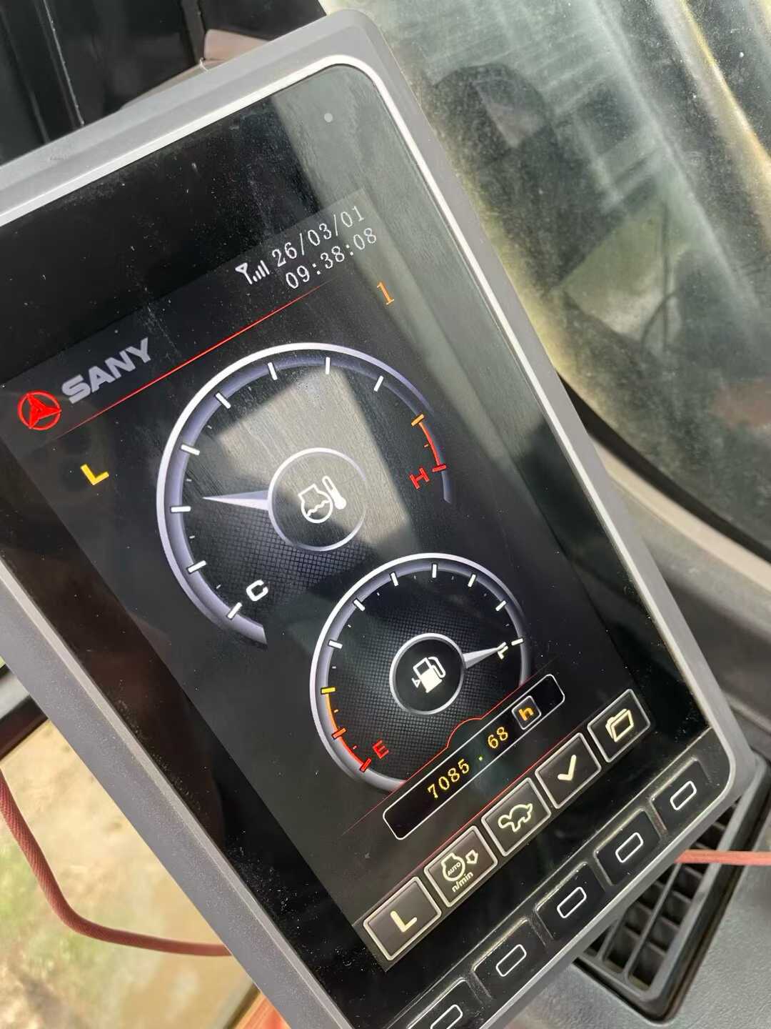 Used Sany SY200C Excavator 2021 Model / 4