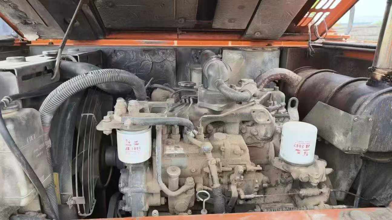 Used Hitachi EX70 Excavator 2012 Model / 7