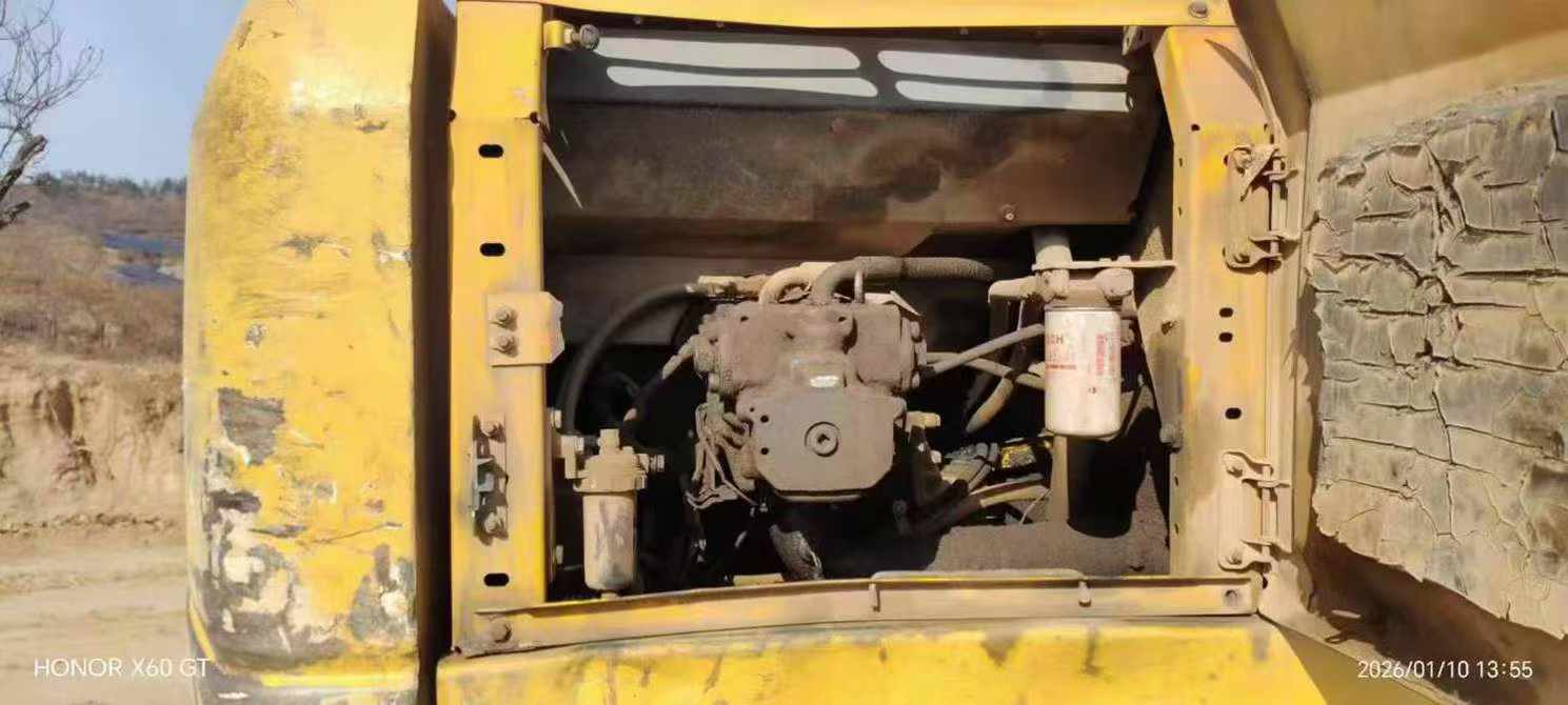 Used Komatsu PC200-7 Excavator 2016 Model / 4