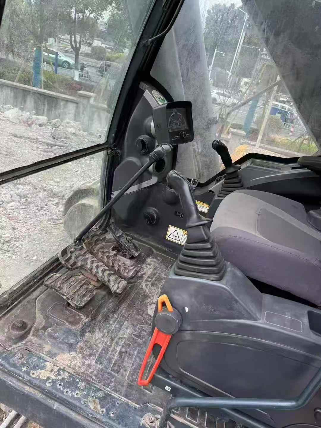 Used Hyundai R495LVS Excavator 2020 Model / 6