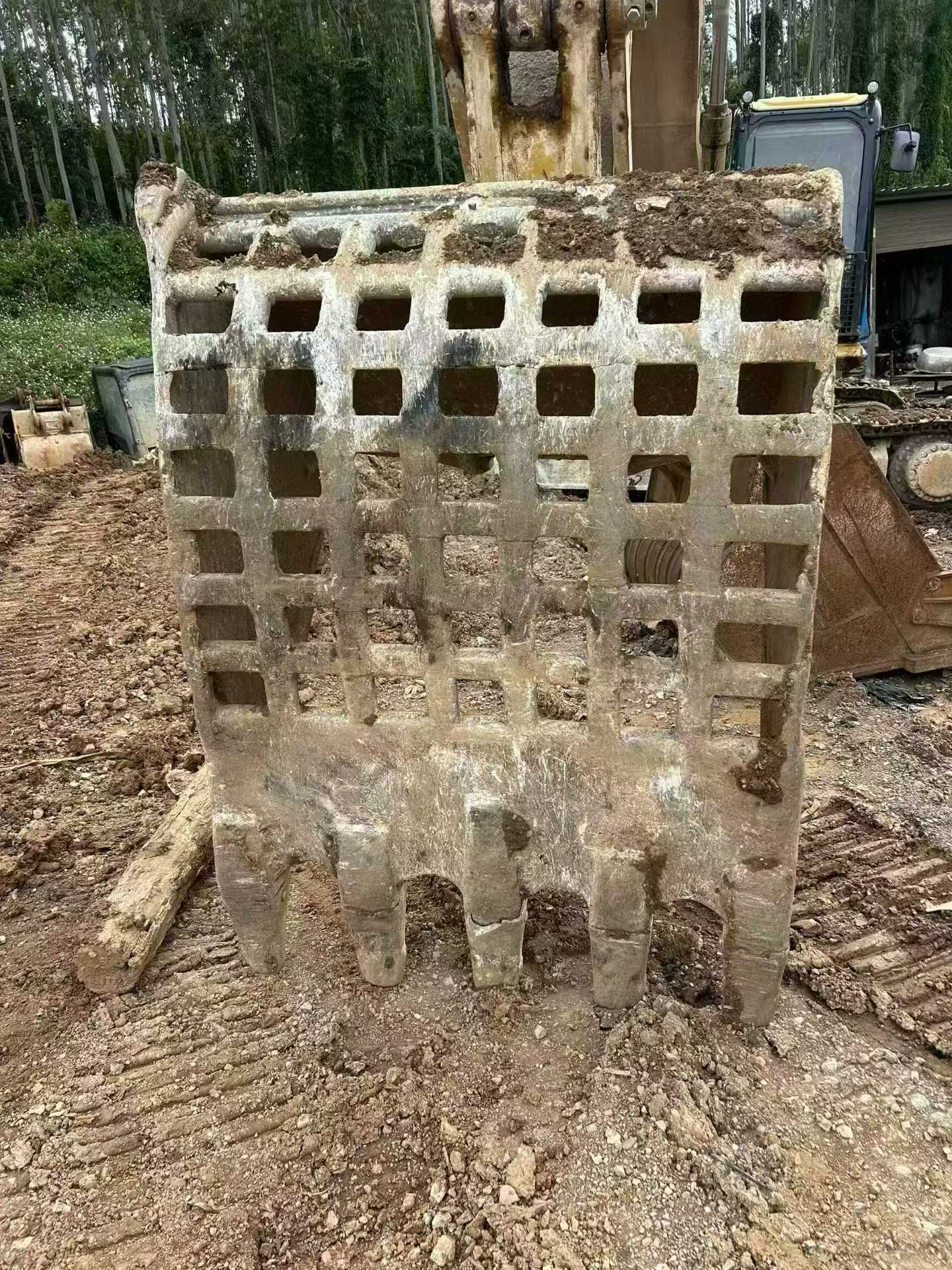 Buy Caterpillar 330B Used Excavator / 1