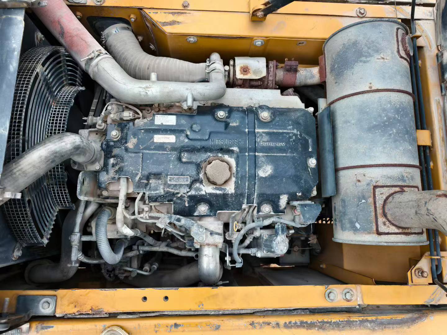 Used Sany SY215C Excavator 2018 Model / 6