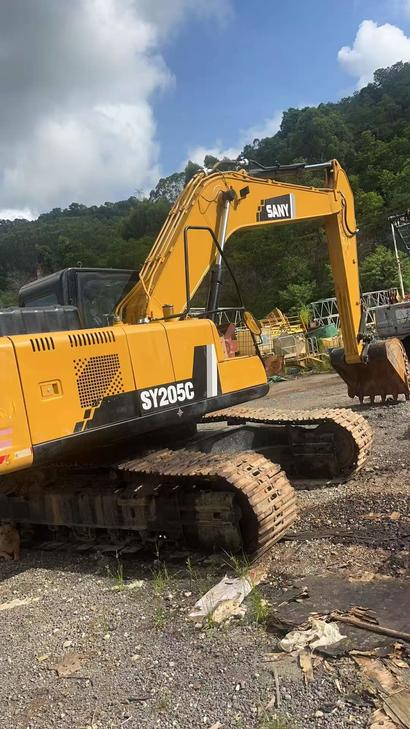Buy Sany SY205C Used Excavator / 1