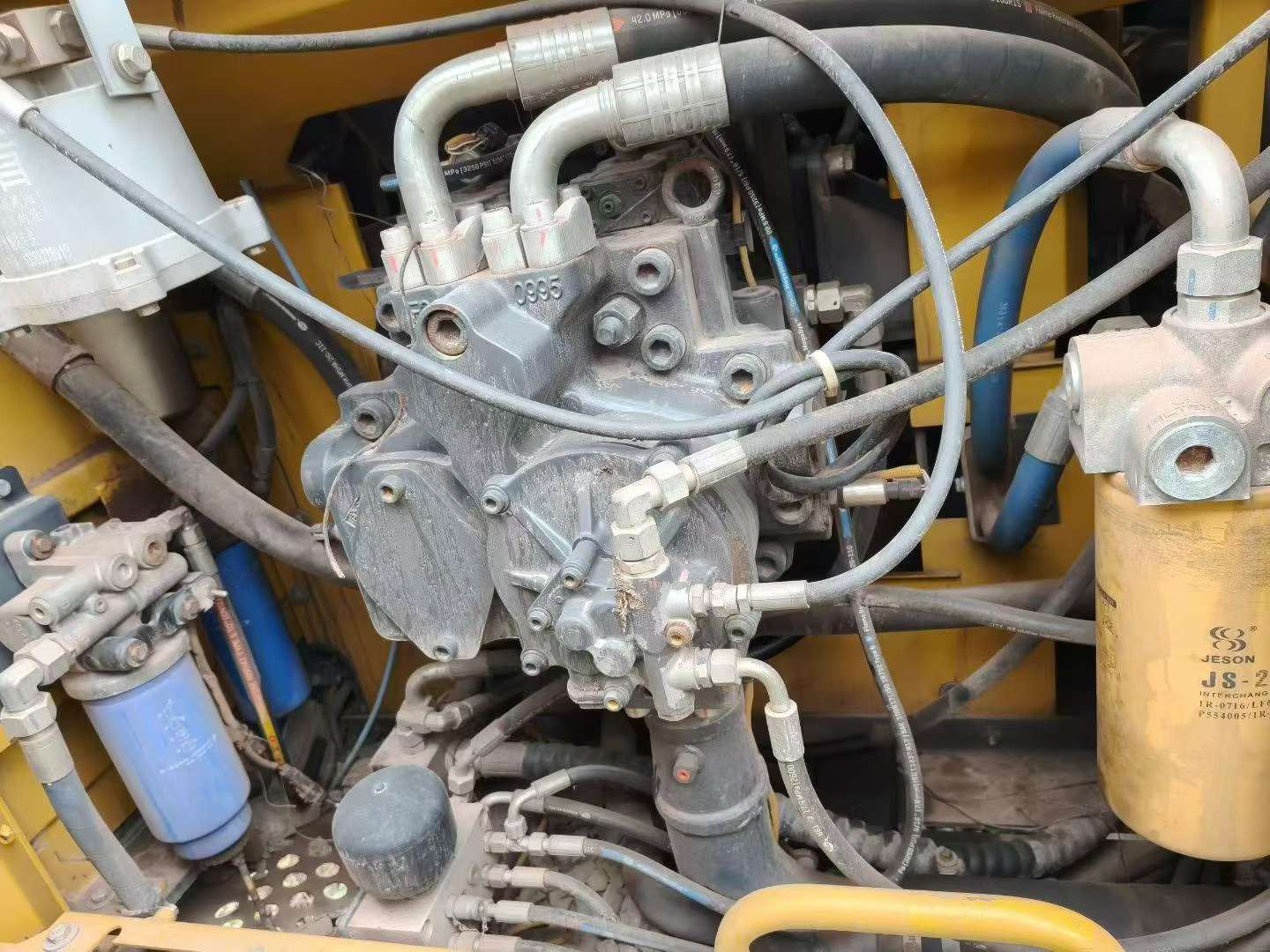 Used XCMG LW550FV Excavator 2020 Model / 4