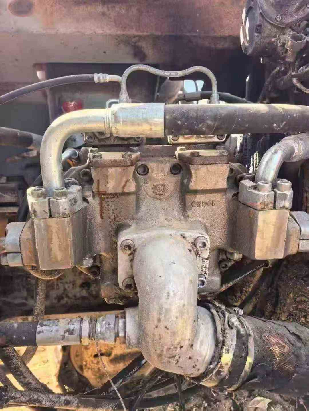 Used Hitachi EX200-5 Excavator 2016 Model / 2