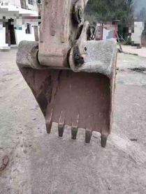 Buy Hyundai R130W Used Excavator / 5 Used Hyundai R130W Excavator 2016 Model / 5