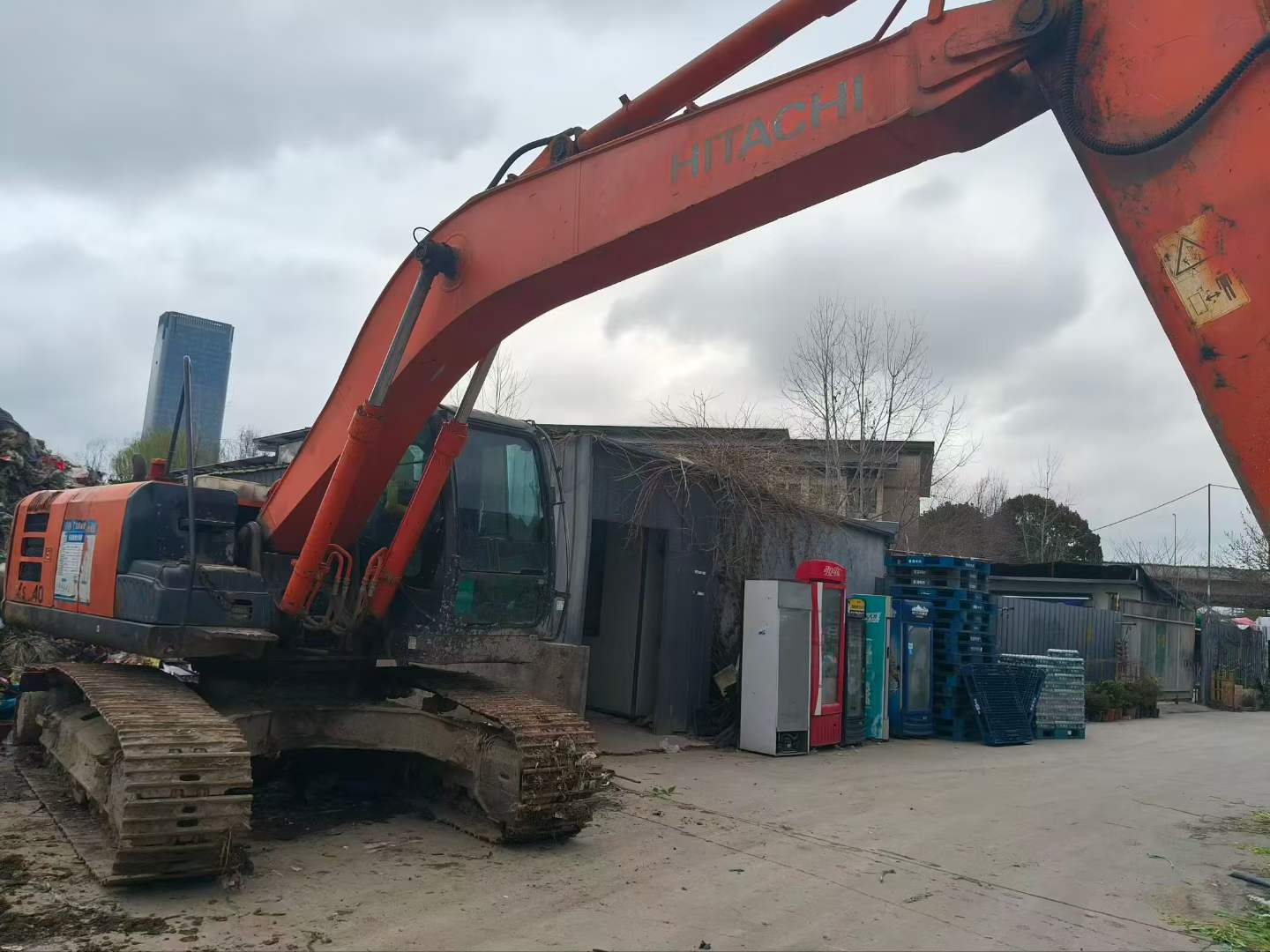 Used Hitachi ZX200-5G Excavator 2013 Model / 2