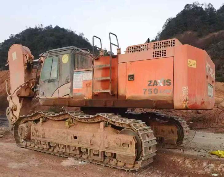 Buy Hitachi ZX17U-2 Used Excavator / 1