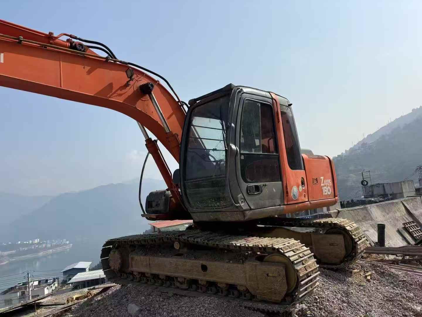 Used Hitachi EX120-6 Excavator 2016 Model / 2