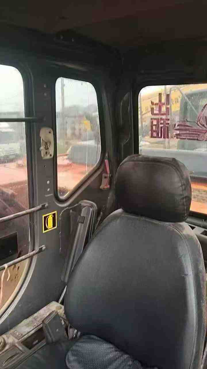 Used Hitachi ZX240 Excavator 2016 Model / 3