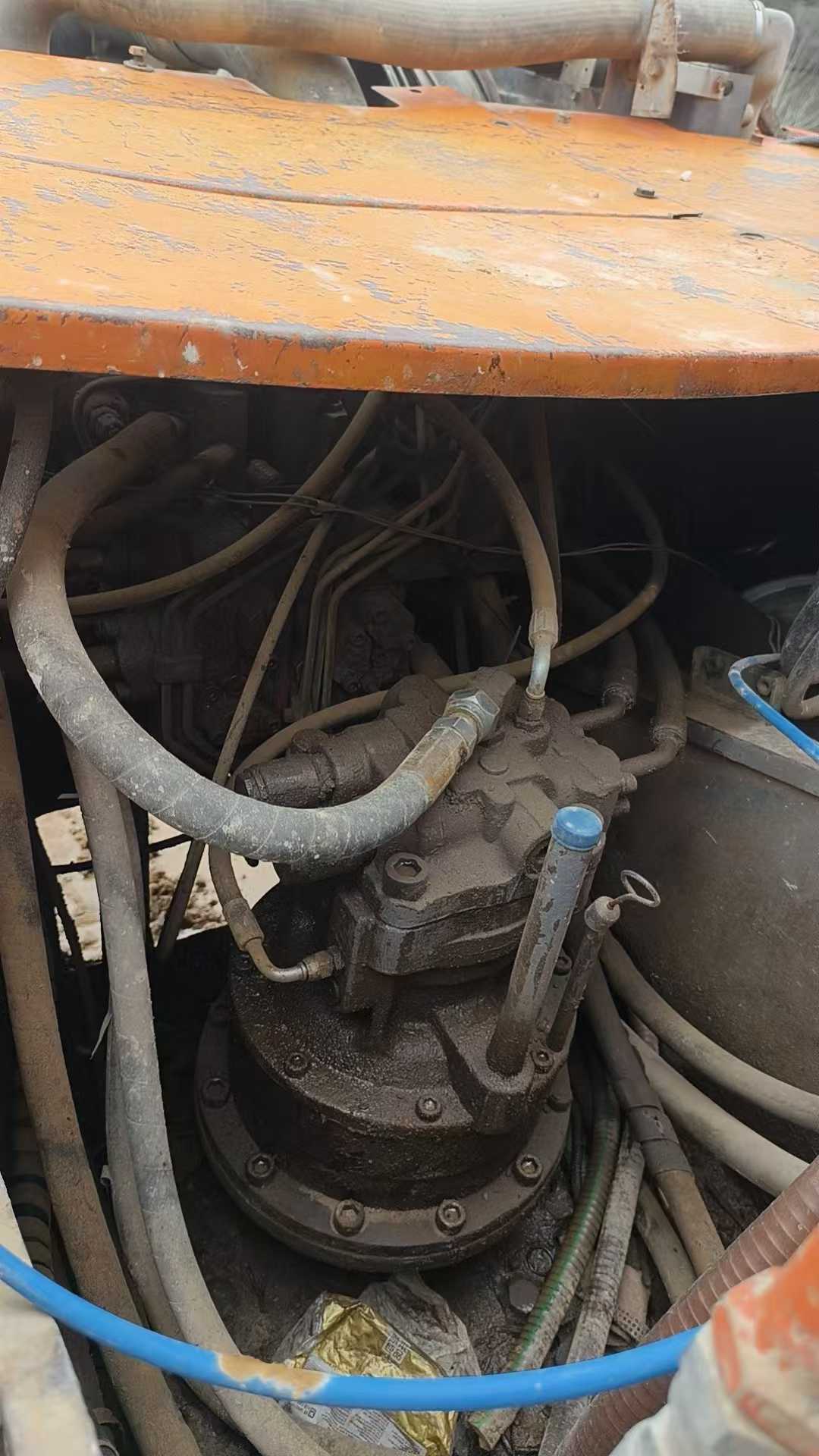 Used Hitachi ZX200-6 Excavator 2016 Model / 6