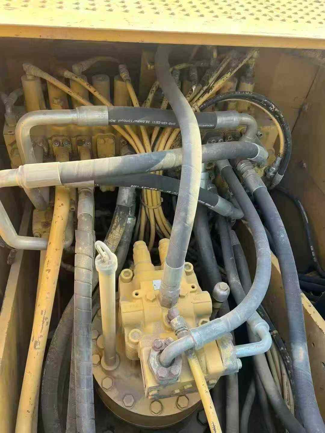 Used Caterpillar 320D Excavator 2016 Model / 6