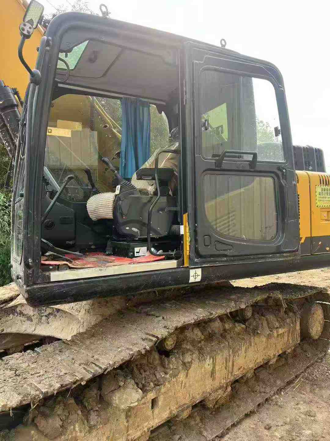 Used Sany SY200C Excavator 2020 Model / 5
