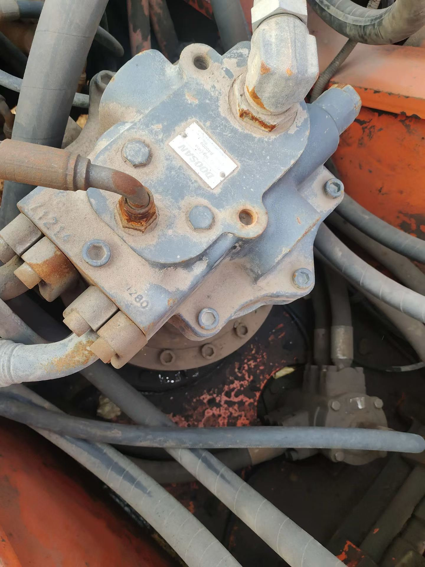 Used Doosan DX380LC-5 Excavator 2014 Model / 6