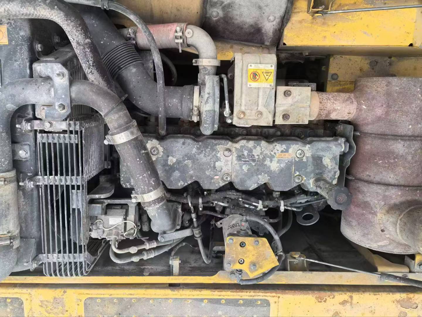 Used Komatsu PC210-8N1 Excavator 2016 Model / 6