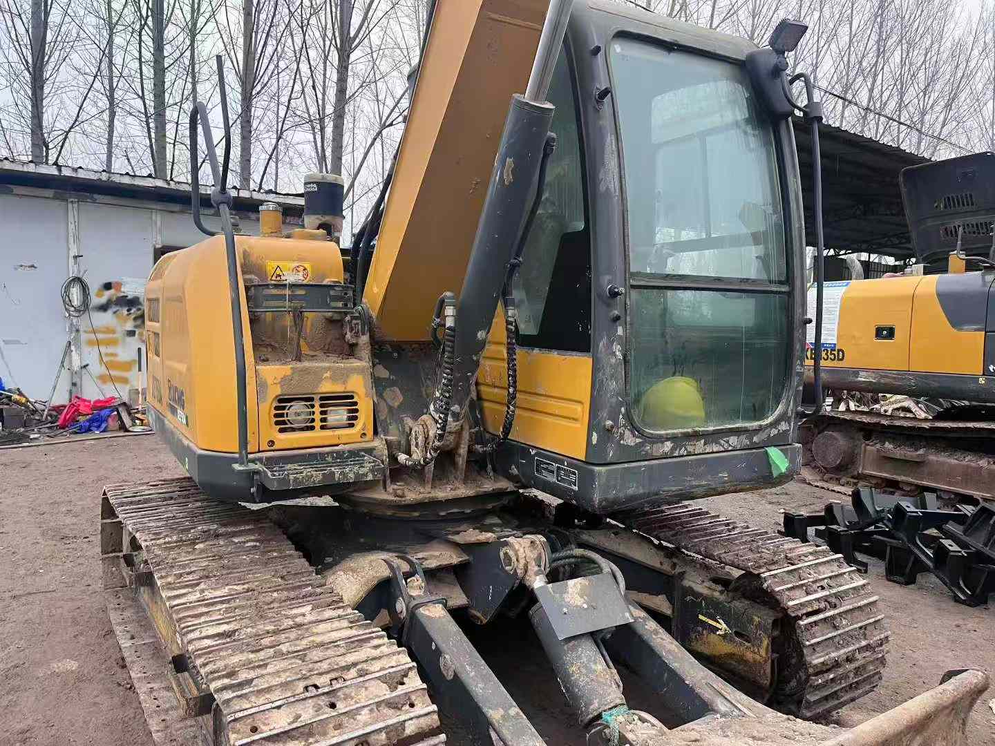 Used XCMG XE75C Excavator 2020 Model / 4