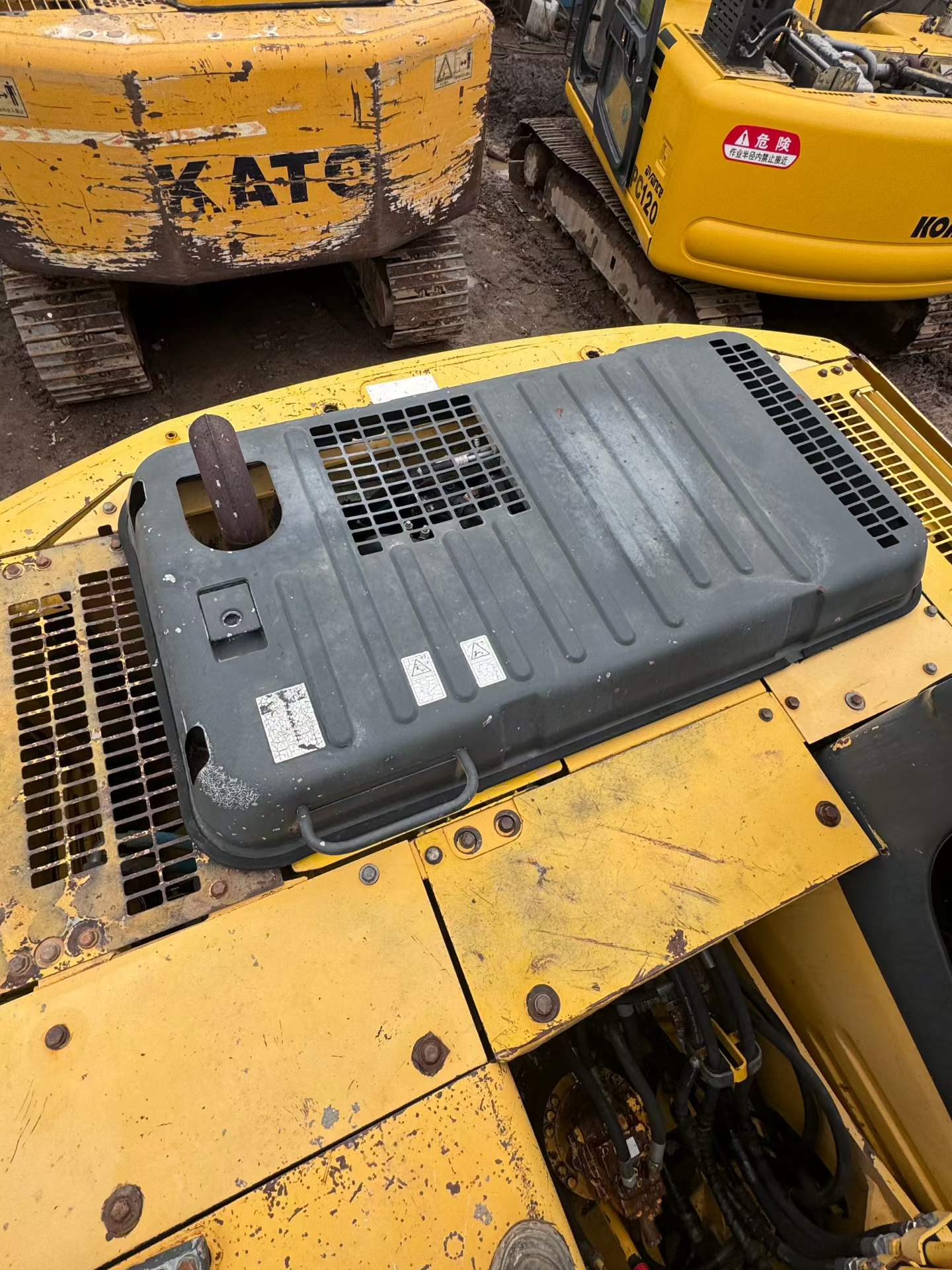 Used Komatsu PC130-7 Excavator 2016 Model / 6