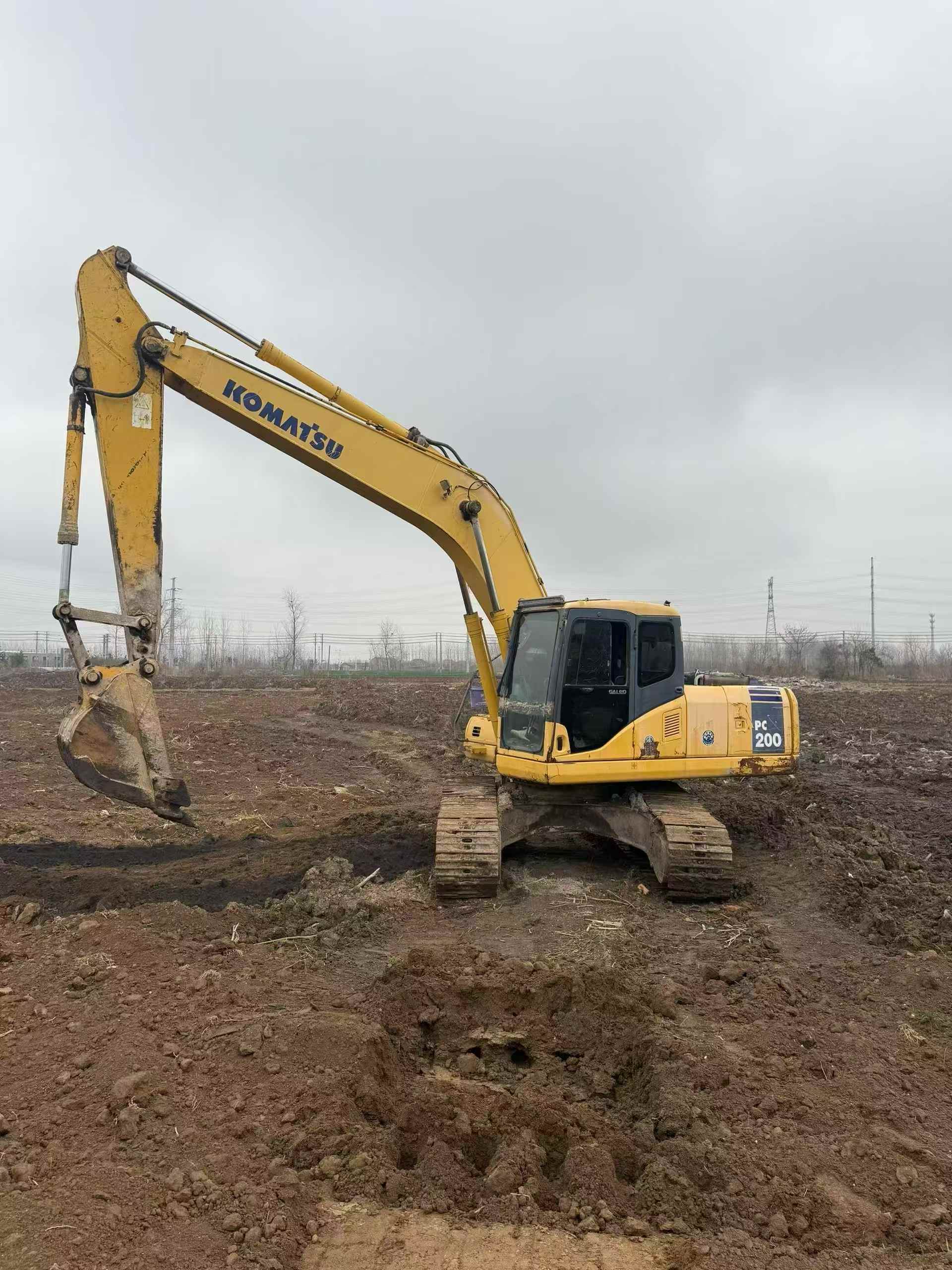 Used Komatsu PC200-7 Excavator 2016 Model / 4