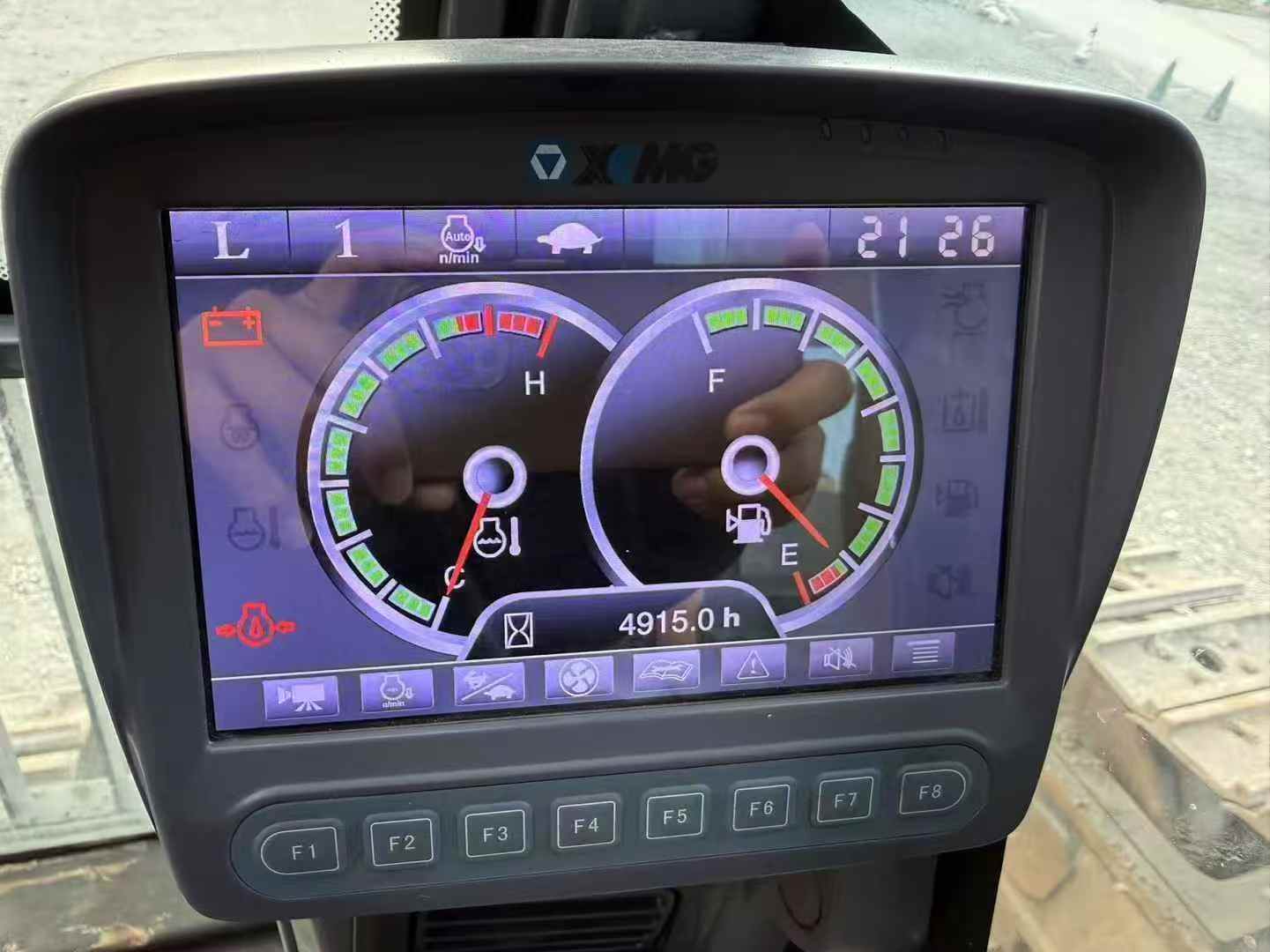 Used XCMG XE900D Excavator 2020 Model / 4