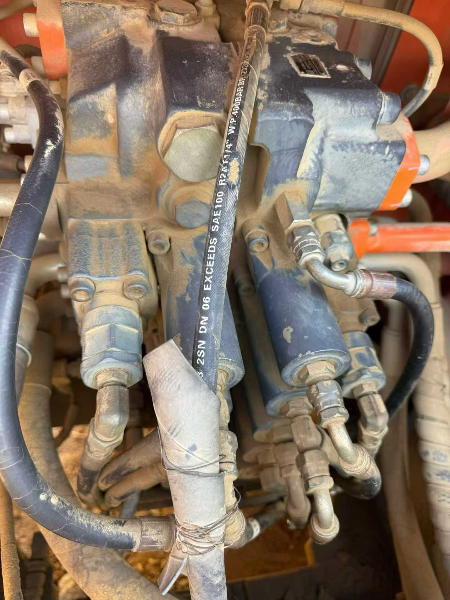 Used Doosan DX345 Excavator 2012 Model / 2