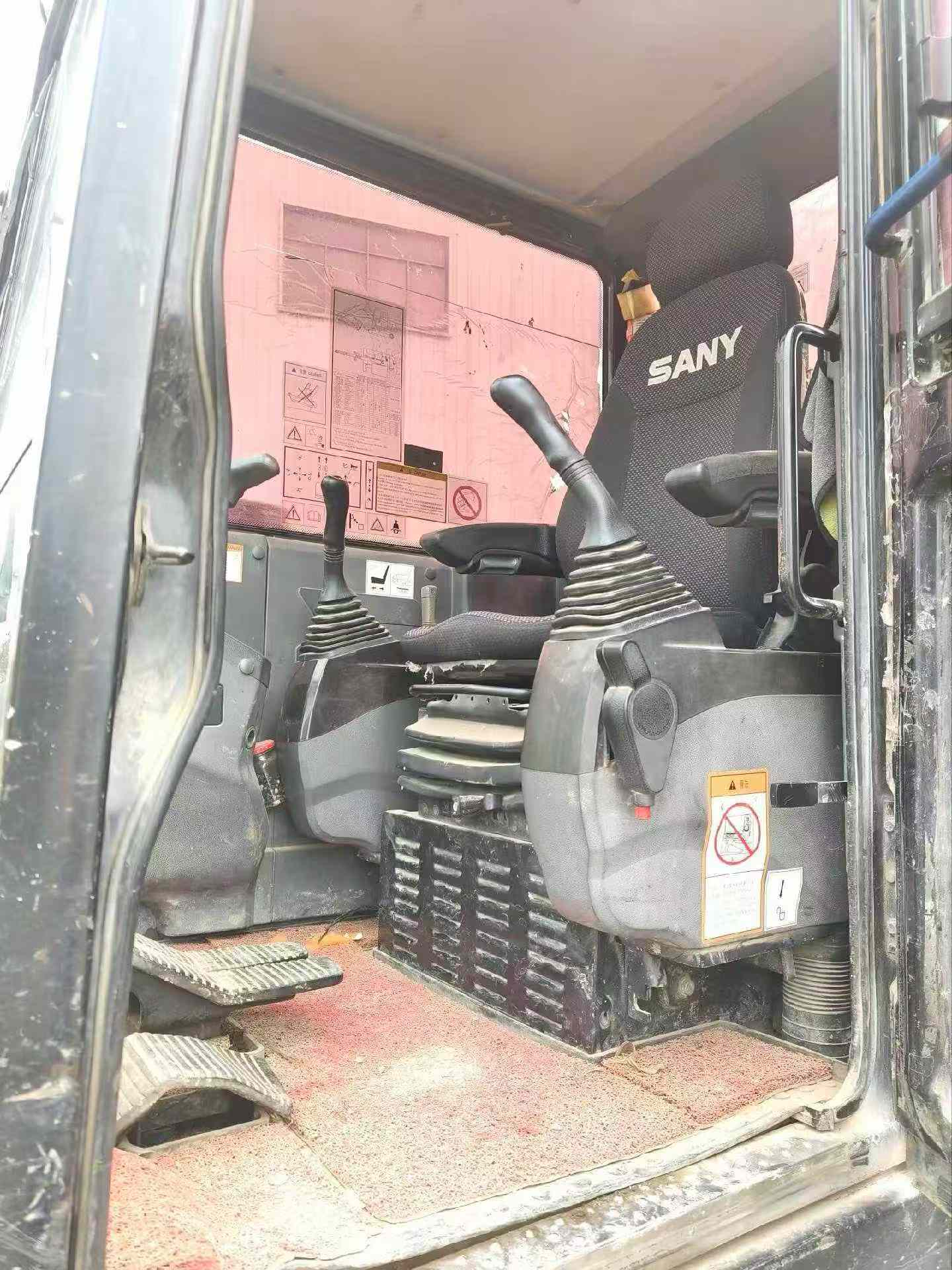 Used Sany SY60 Excavator 2017 Model / 3