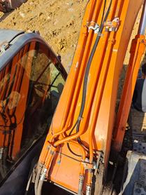 Buy Hitachi EX200-3 Used Excavator / 8 Used Hitachi EX200-3 Excavator 2016 Model / 8