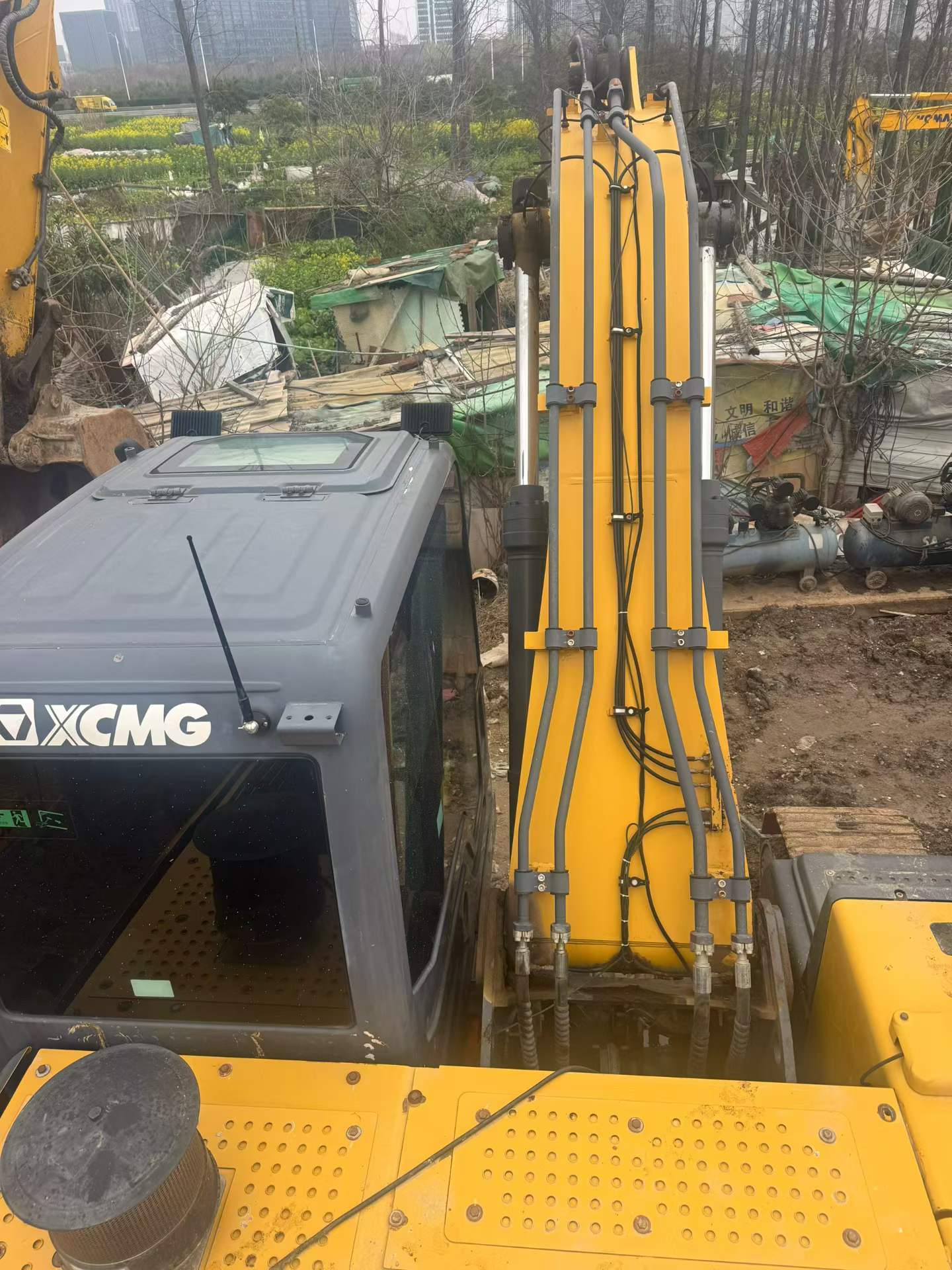 Used XCMG XE205DA Excavator 2020 Model / 5