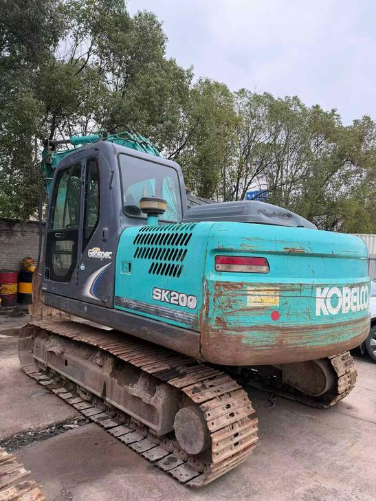 Buy Kobelco SK130 Used Excavator / 1