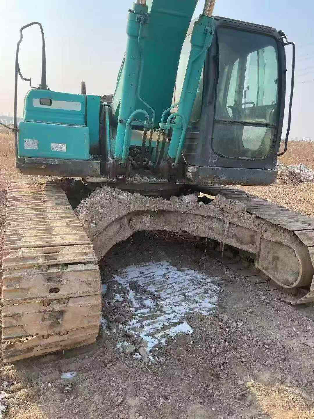 Used Kobelco SK260 Excavator 2011 Model / 3