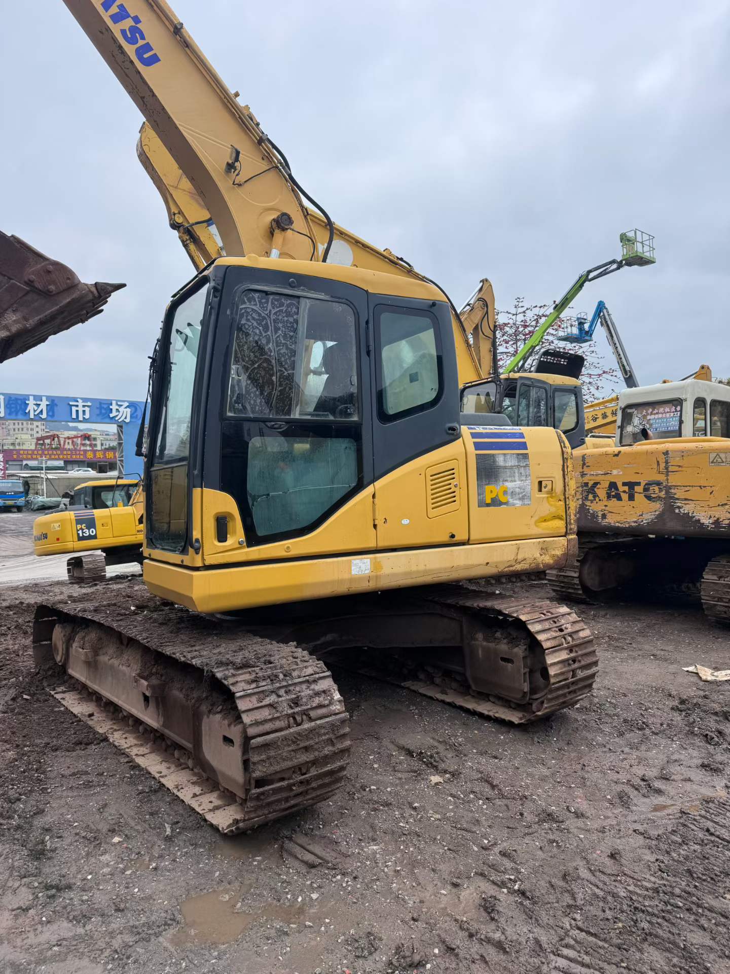 Used Komatsu PC130-7 Excavator 2016 Model / 2