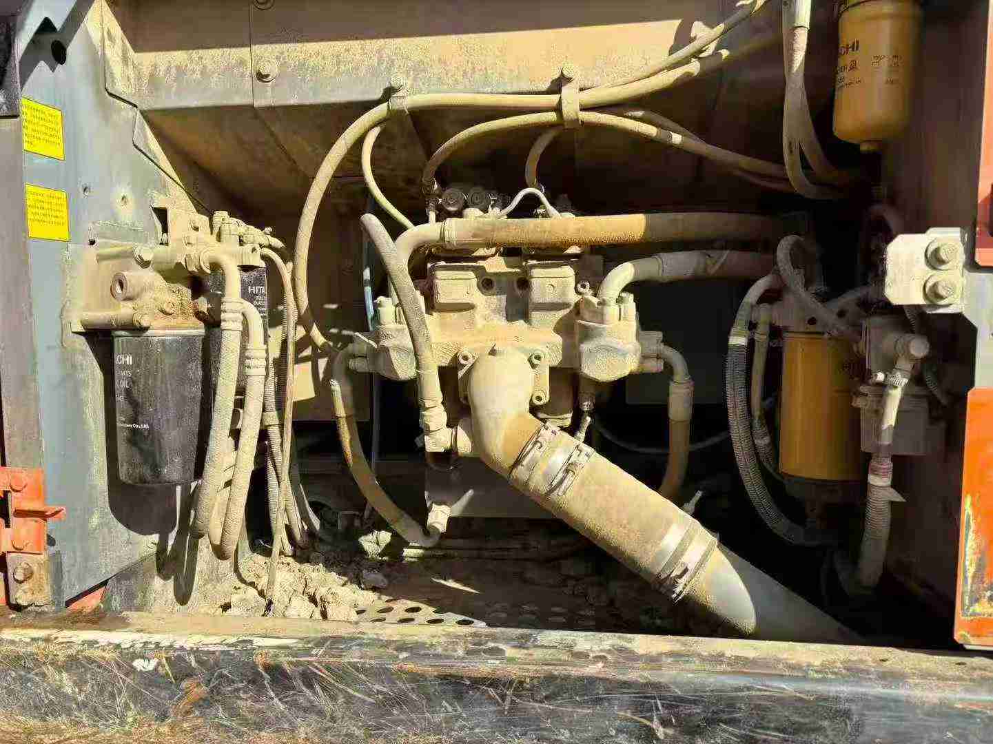 Used Hitachi ZH200-5A Excavator 2018 Model / 6