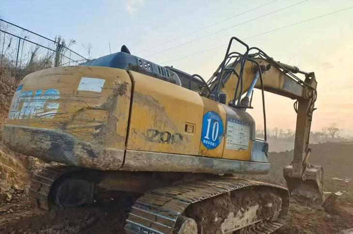 Buy XCMG XE200DA Used Excavator / 1