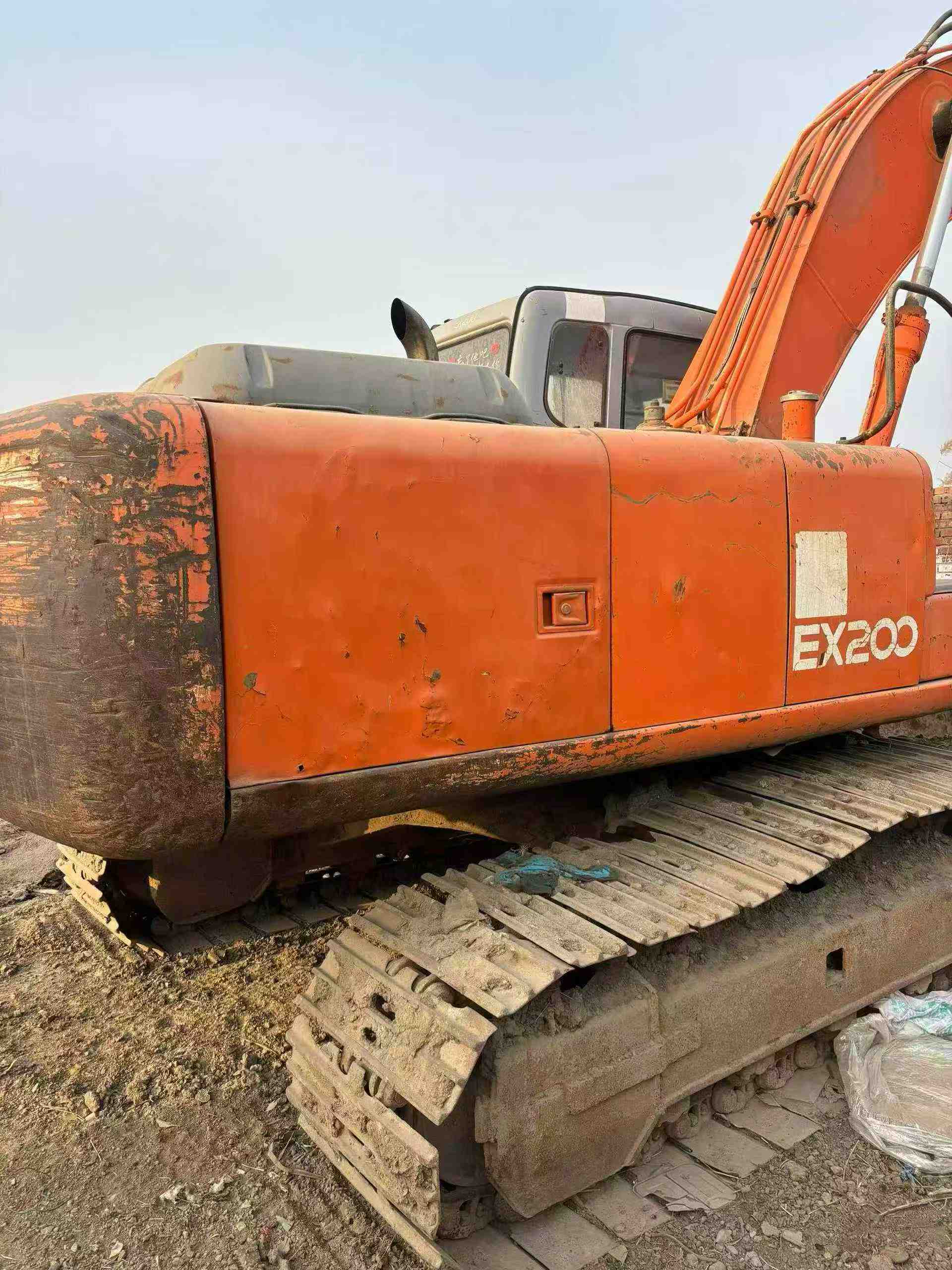 Used Hitachi EX200-5 Excavator 2016 Model / 3