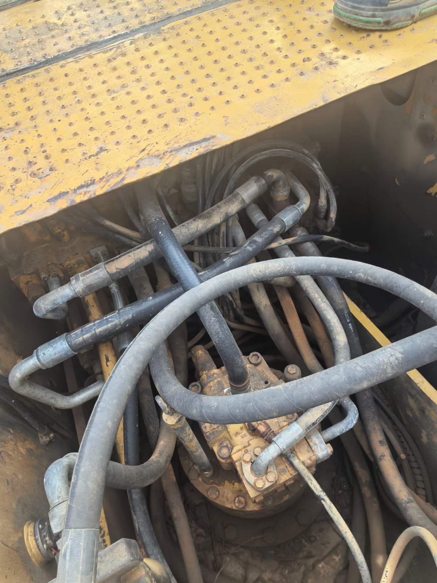 Used Caterpillar 320A Excavator 2016 Model / 4